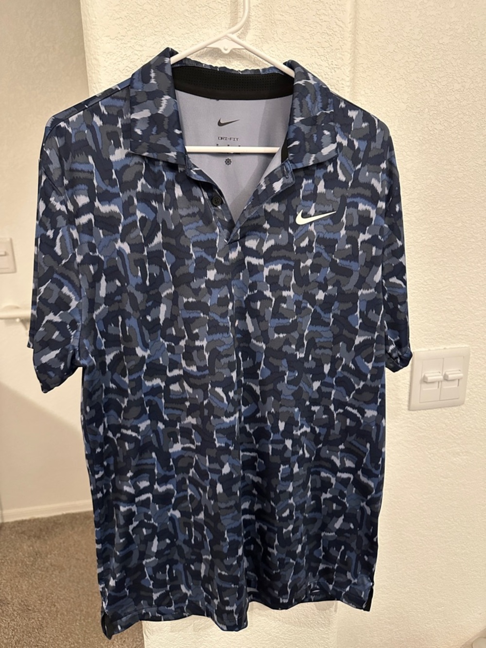 Nike Men’s Navy & Light Blue Camouflage Dri-FIT Polo